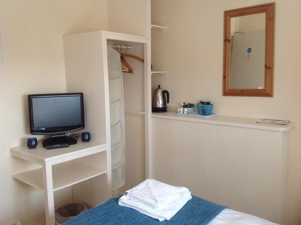 Cambridge House Bed & Breakfast Torpoint Kamer foto