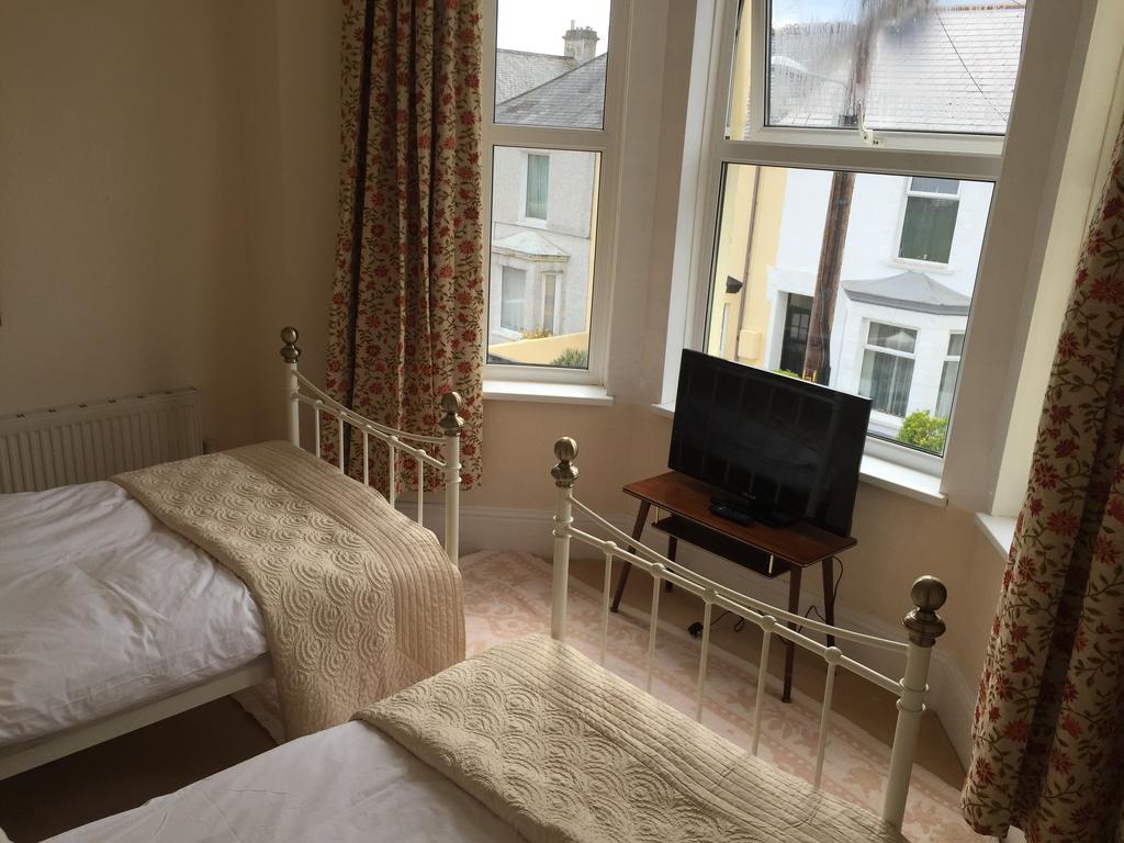 Cambridge House Bed & Breakfast Torpoint Buitenkant foto